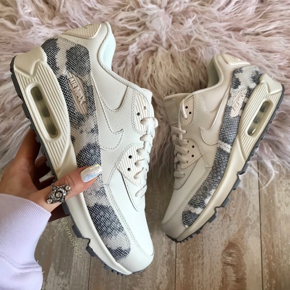 NWT Nike Air Max Premium - Picture 3 of 7